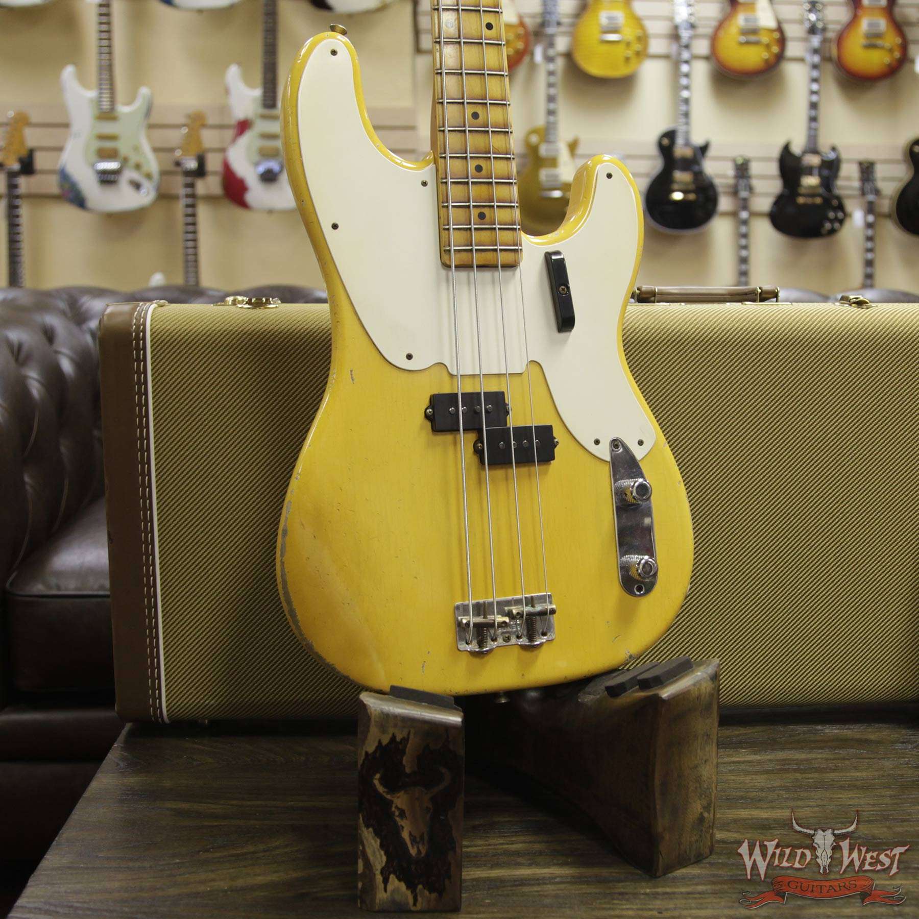 fendercs-mbjc-1955pbass-relic-jc2683-d2__wwg.jpg Fender Custom Shop John Cruz Masterbuilt 1955 Precision Bass Relic - Image 6