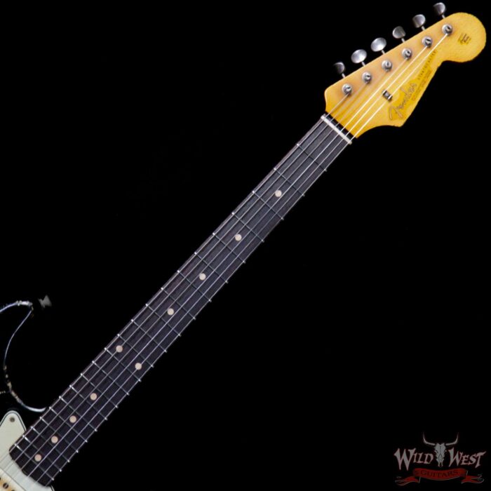 Fender Custom Shop John Cruz Masterbuilt 1963 Stratocaster Heavy Relic AAA Rosewood Fingerboard Black / 3 Tone Sunburst - Image 8