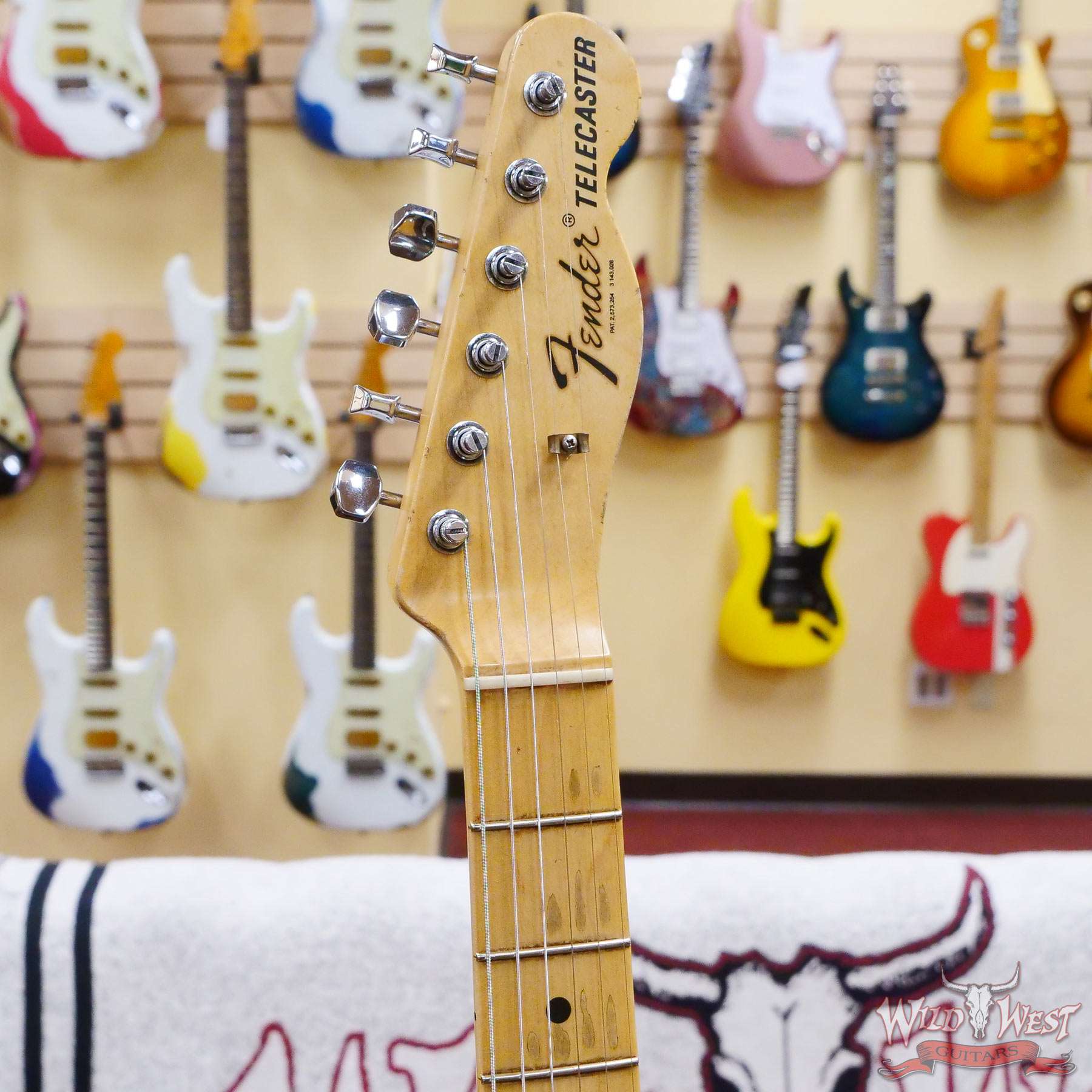 fendercs-mbrt-1968tele-r123354-d2__wwg.jpg Fender Custom Shop Ron Thorn Masterbuilt 1968 Telecaster HS Maple Fingerboard Relic Black Paisley - Image 7
