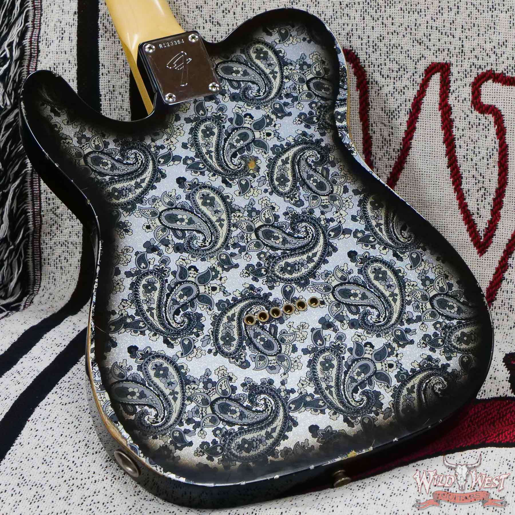 fendercs-mbrt-1968tele-r123354-d6__wwg.jpg Fender Custom Shop Ron Thorn Masterbuilt 1968 Telecaster HS Maple Fingerboard Relic Black Paisley - Image 11