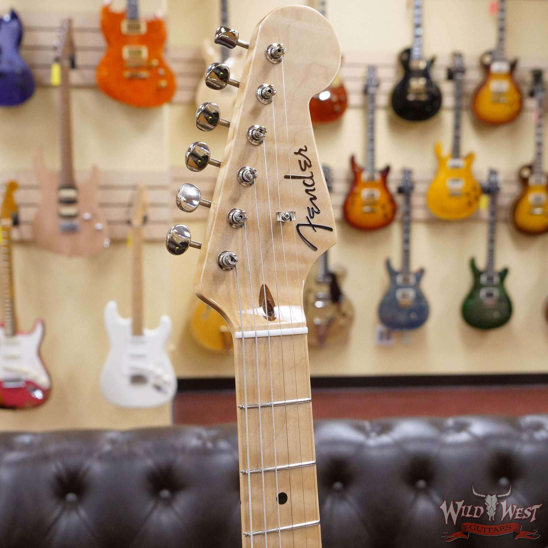fendercs-mbrt-qmtstrat-rt0203-d2__wwg.jpg Fender Custom Shop Ron Thorn Masterbuilt Quilt Top Stratocaster P-90 Chambered Mahogany Body AA Flame Neck Honey Burst - Image 7