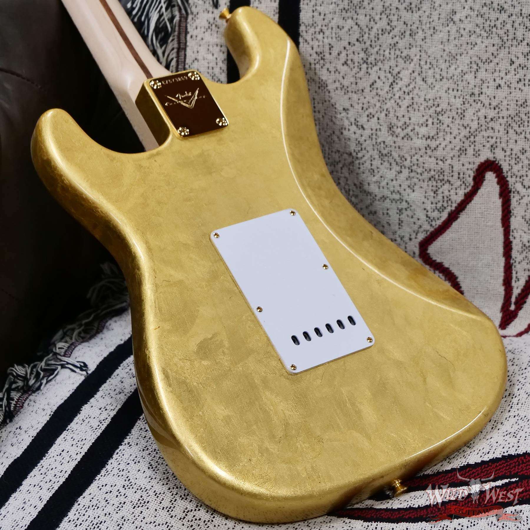 fendercs-mbtk-cz573869-d6__wwg.jpg Fender Custom Shop Todd Krause Masterbuilt Eric Clapton Signature Stratocaster NOS Gold Leaf 7.65 LBS - Image 11