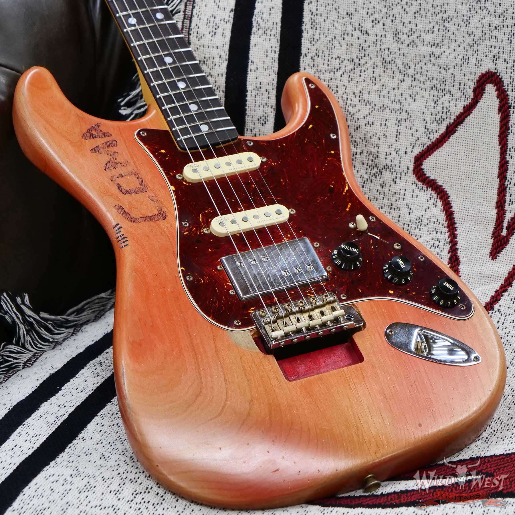 fendercs-mbtk-landaucoma-r139230-d3__wwg.jpg Fender Custom Shop Limited Edition Todd Krause Masterbuilt Michael Landau “COMA” Stratocaster Relic 7.40 LBS - Image 8