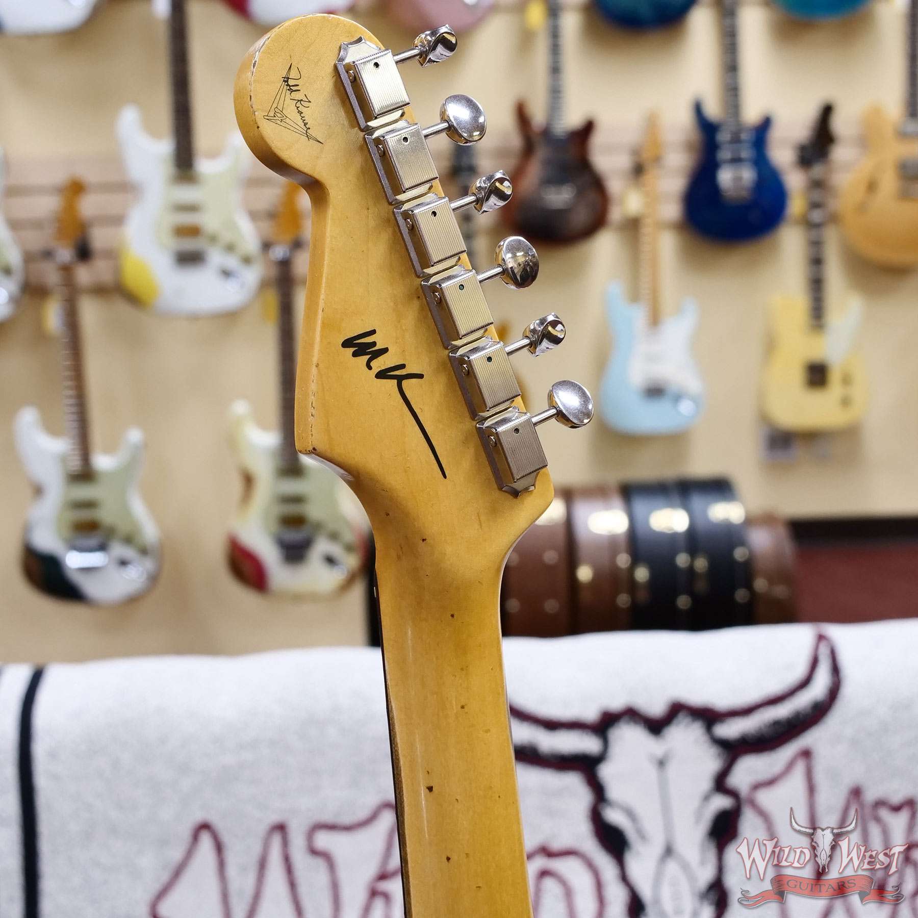fendercs-mbtk-landaucoma-r139230-d5__wwg.jpg Fender Custom Shop Limited Edition Todd Krause Masterbuilt Michael Landau “COMA” Stratocaster Relic 7.40 LBS - Image 10