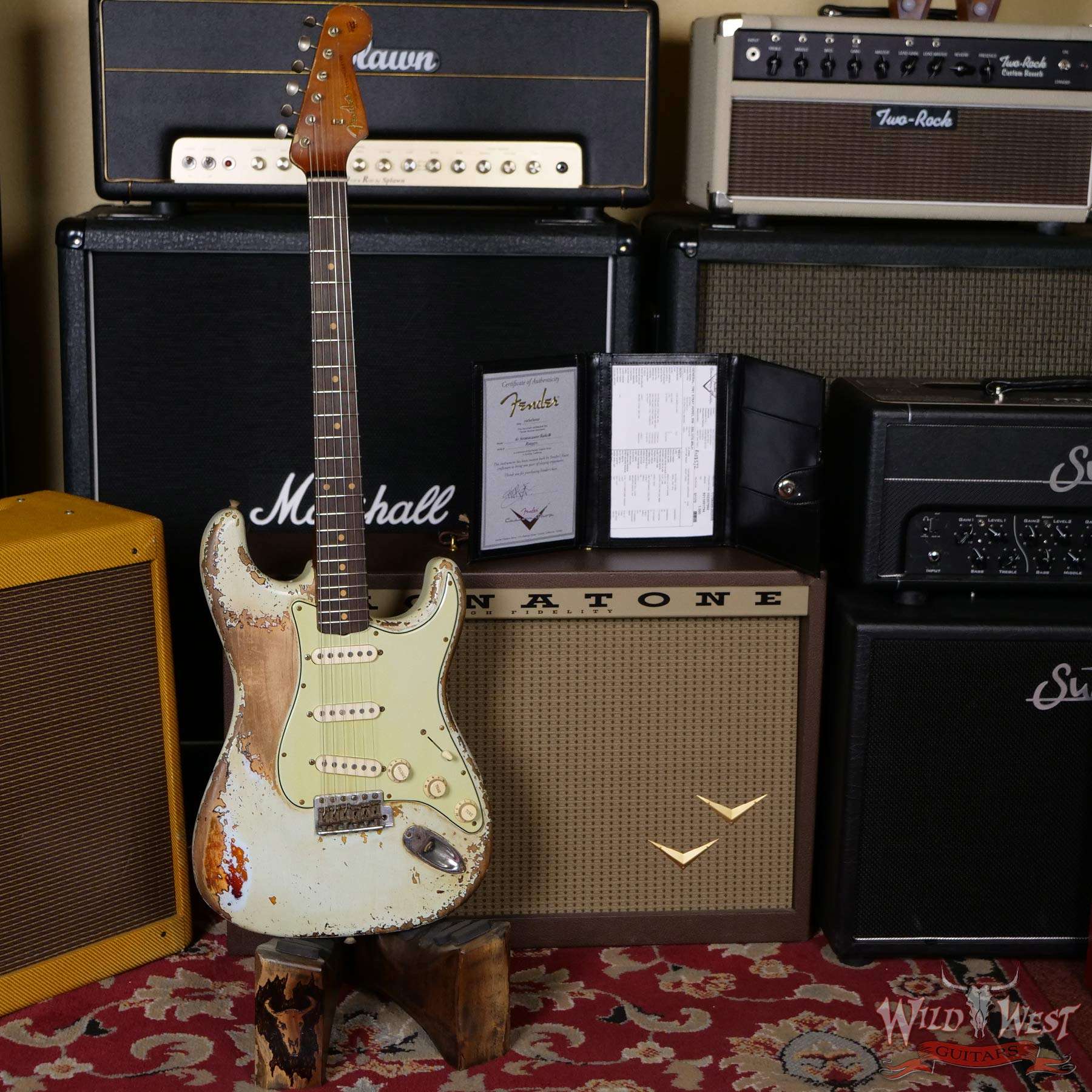 fendercs-mbvvt-1961strathr-r103572-d1__wwg.jpg Fender Custom Shop Vincent Van Trigt Masterbuilt 1961 Stratocaster Heavy Relic Sonic Blue over 3 Tone Sunburst Hand-Wound Pickups - Image 6