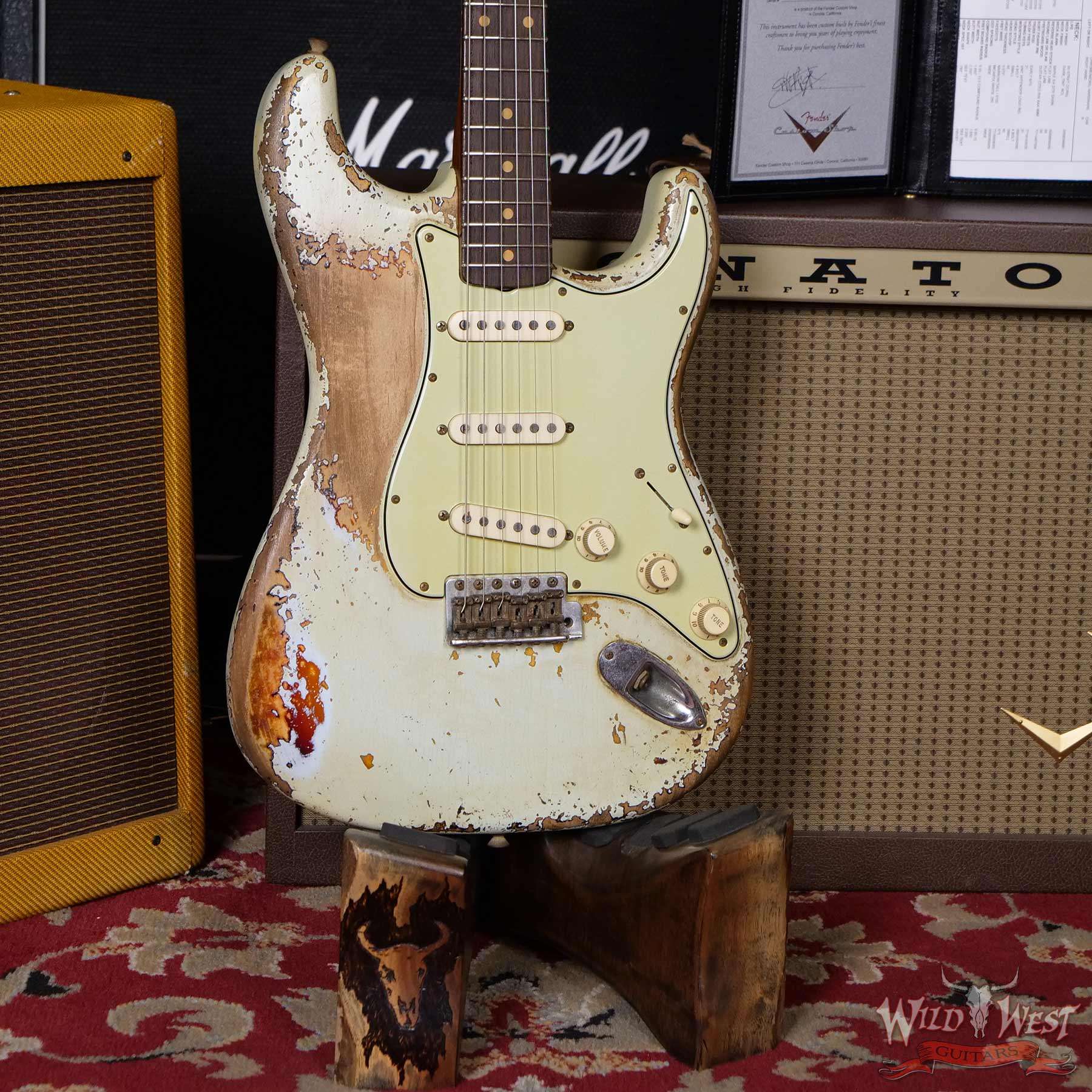 fendercs-mbvvt-1961strathr-r103572-d2__wwg.jpg Fender Custom Shop Vincent Van Trigt Masterbuilt 1961 Stratocaster Heavy Relic Sonic Blue over 3 Tone Sunburst Hand-Wound Pickups - Image 8