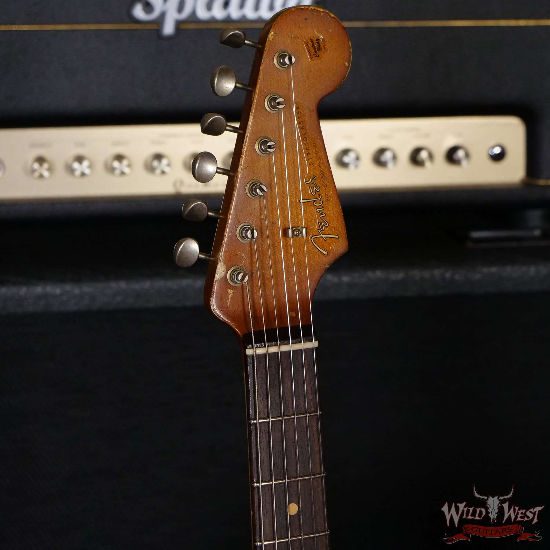 fendercs-mbvvt-1961strathr-r103572-hf__wwg.jpg Fender Custom Shop Vincent Van Trigt Masterbuilt 1961 Stratocaster Heavy Relic Sonic Blue over 3 Tone Sunburst Hand-Wound Pickups - Image 7