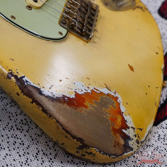 Fender Custom Shop Vincent Van Trigt Masterbuilt 1962 Stratocaster Heavy Relic Vintage White over 3 Tone Sunburst - Image 9