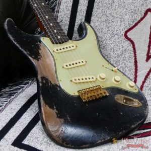 Fender Custom Shop Vincent Van Trigt Masterbuilt 1961 Stratocaster Heavy Relic Black with Gold Hardware - Image 8