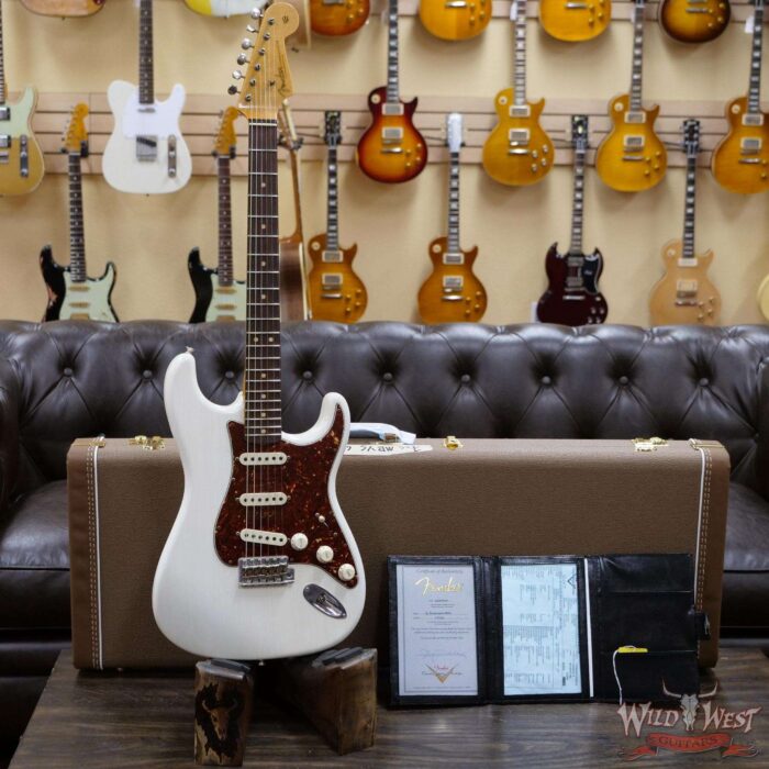 Fender Custom Shop Yuriy Shishkov Masterbuilt 1963 Stratocaster Journeyman Relic AAA Rosewood Fingerboard Aged Arctic White - Image 6