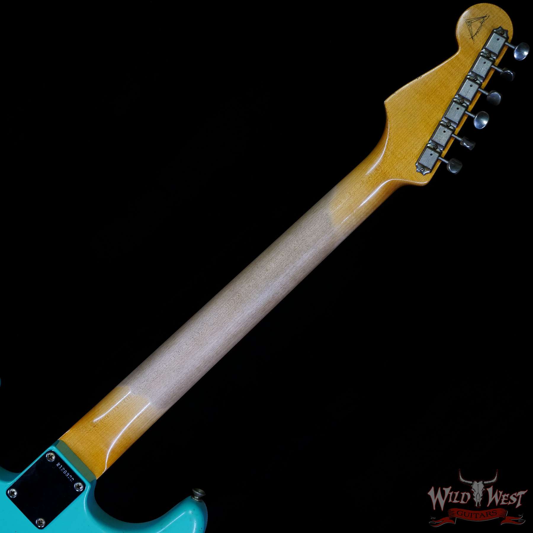 fendercs-mbys-r120322-c3__wwg.jpg Fender Custom Shop Yuriy Shishkov Masterbuilt 1963 Stratocaster Relic Sea Foam Green 7.30 LBS - Image 5