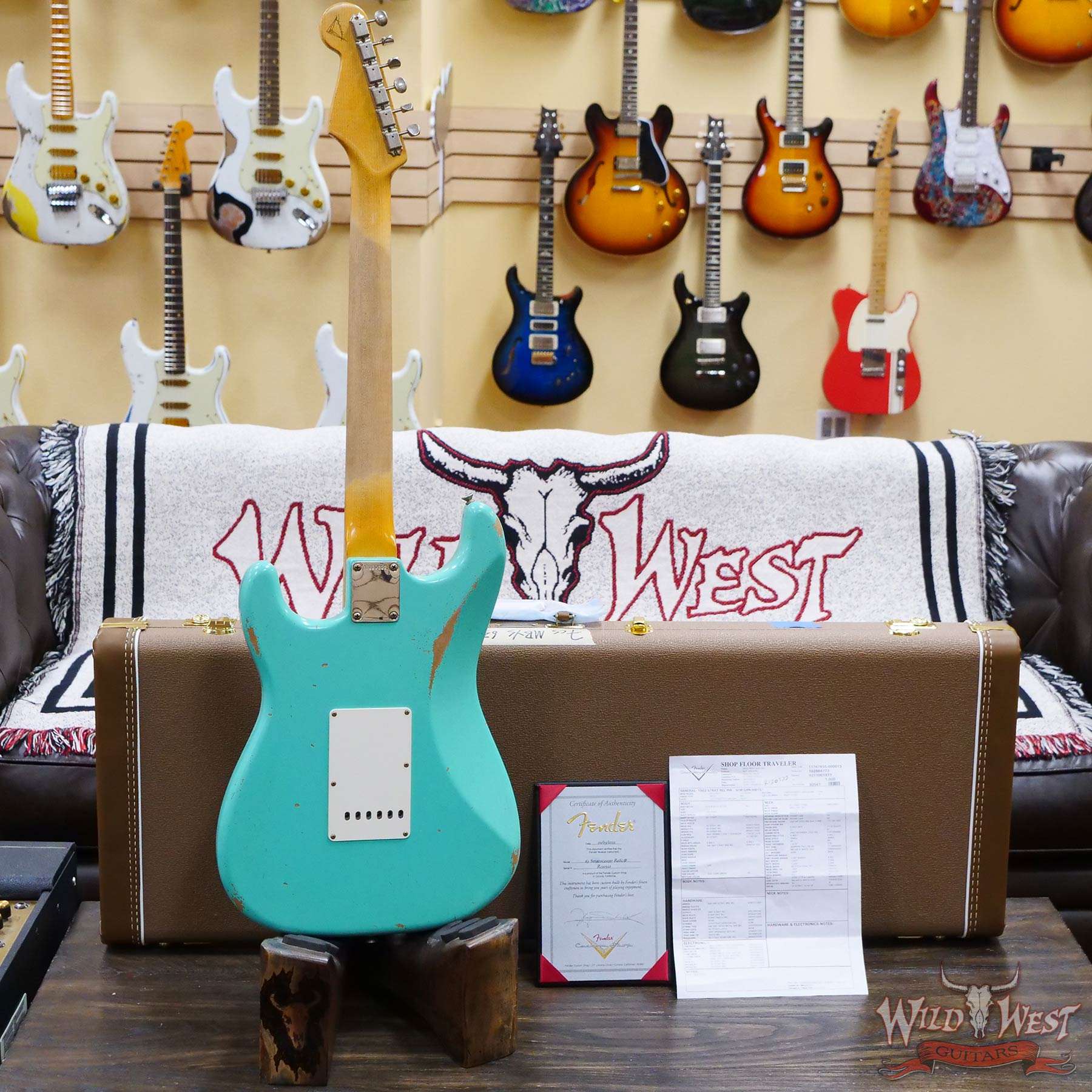 fendercs-mbys-r120322-d5__wwg.jpg Fender Custom Shop Yuriy Shishkov Masterbuilt 1963 Stratocaster Relic Sea Foam Green 7.30 LBS - Image 10