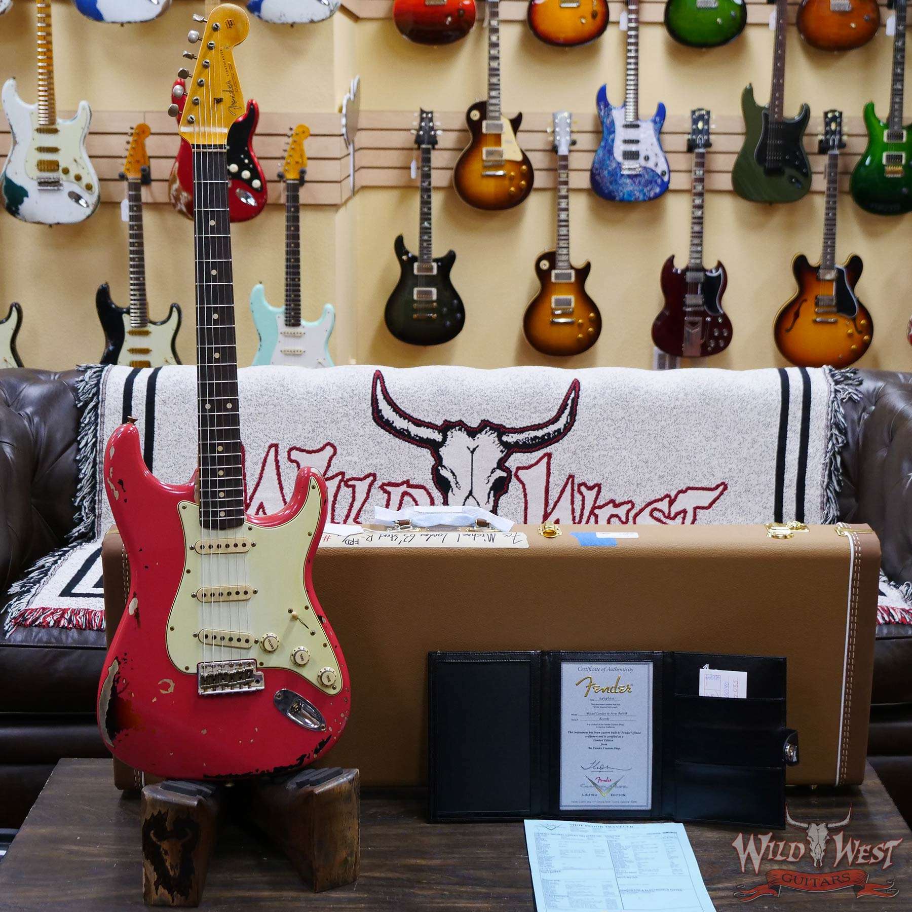 fendercs-michaeklandau63strat-r117085-d1__wwg.jpg Fender Custom Shop Michael Landau Signature 1963 Stratocaster Rosewood Board Fiesta Red over 3-Color Sunburst - Image 6