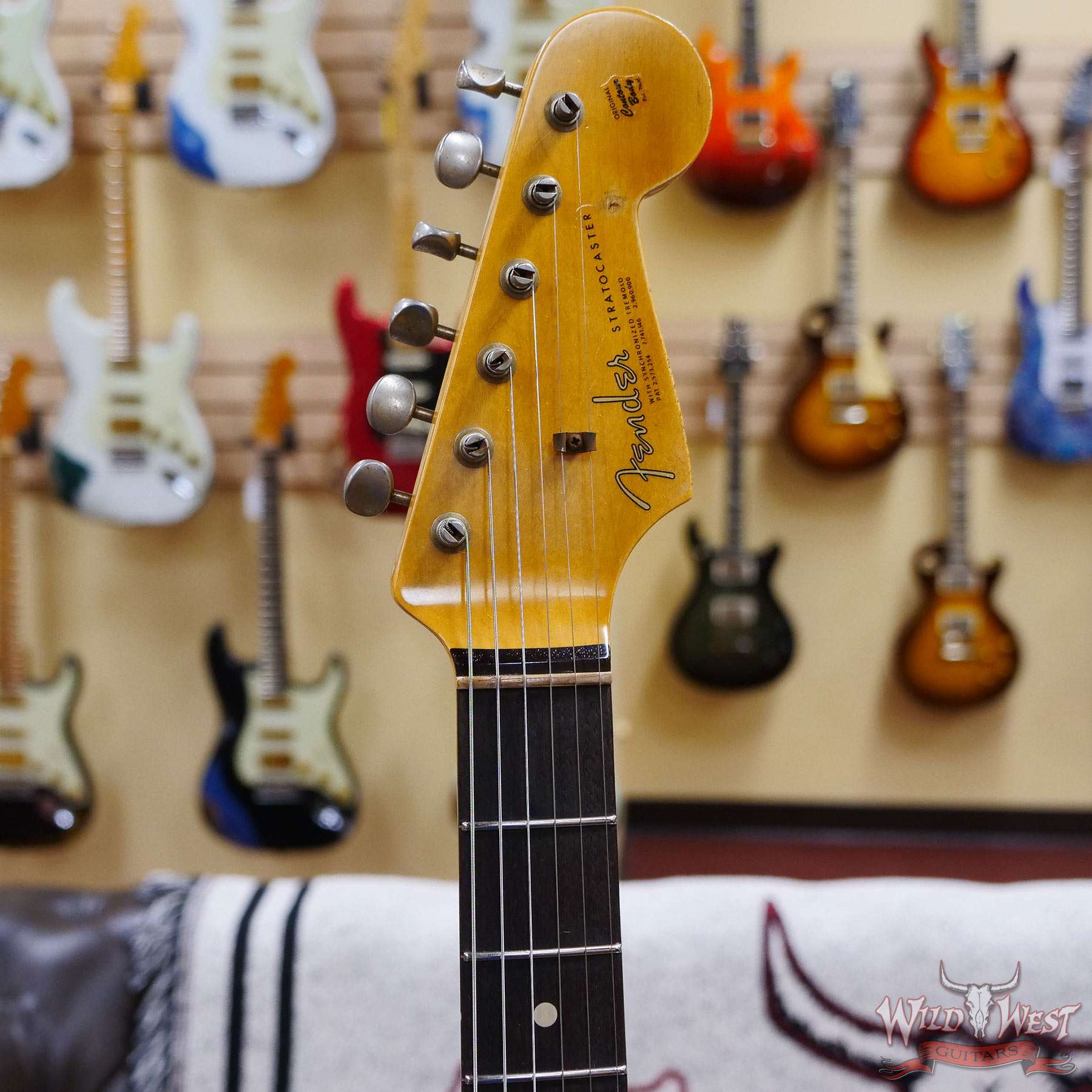 fendercs-michaeklandau63strat-r117085-d2__wwg.jpg Fender Custom Shop Michael Landau Signature 1963 Stratocaster Rosewood Board Fiesta Red over 3-Color Sunburst - Image 7