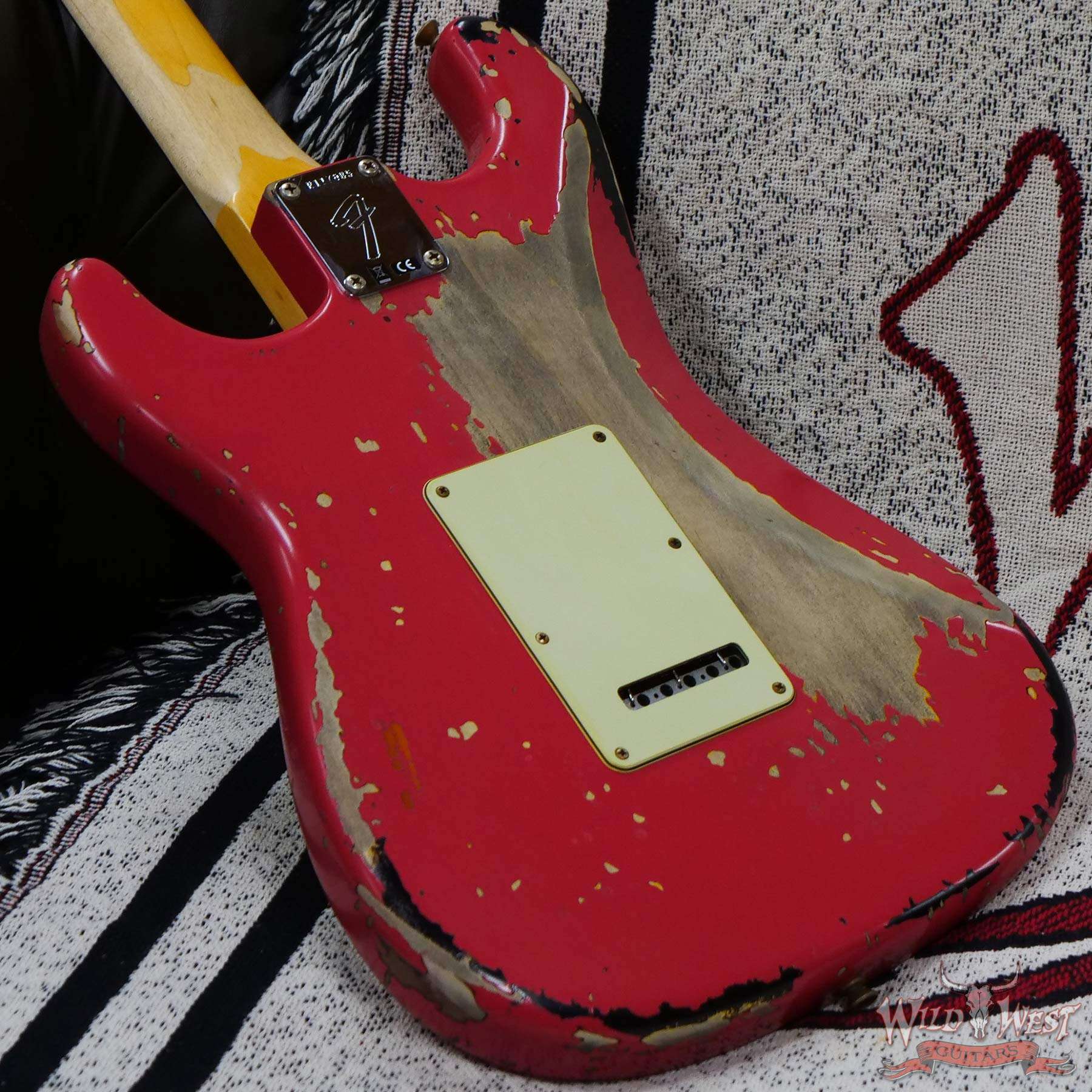fendercs-michaeklandau63strat-r117085-d6__wwg.jpg Fender Custom Shop Michael Landau Signature 1963 Stratocaster Rosewood Board Fiesta Red over 3-Color Sunburst - Image 11