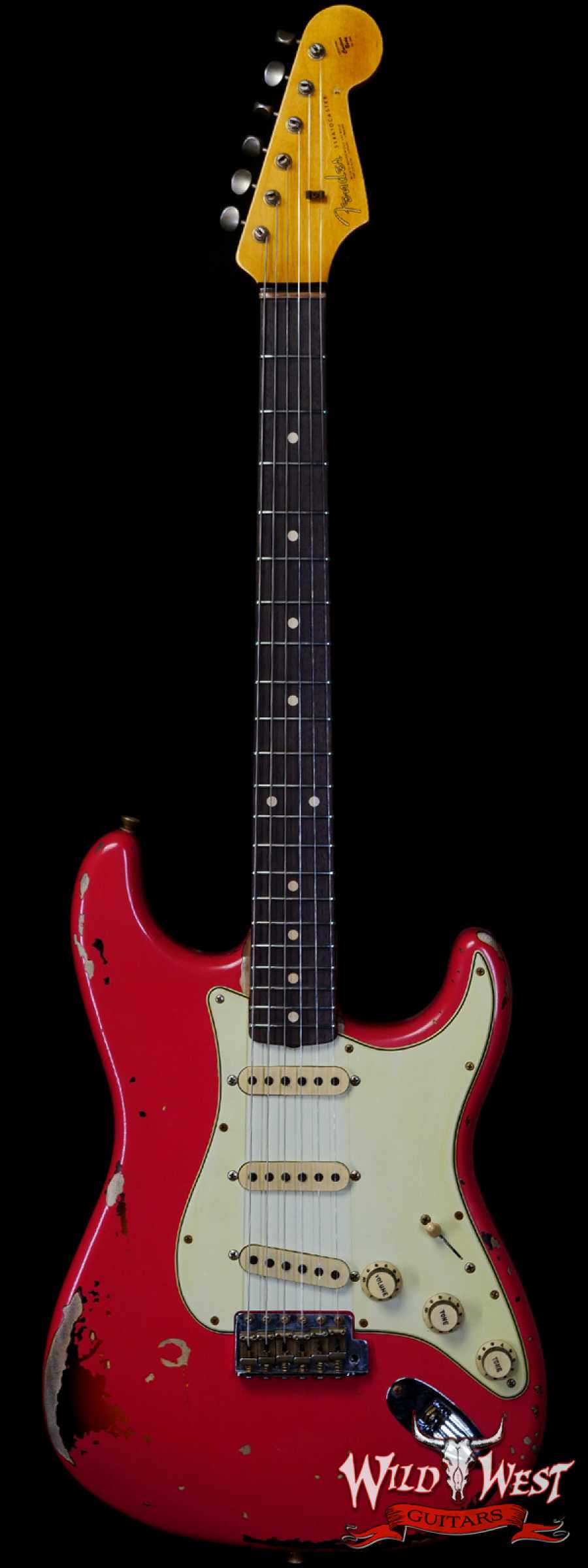 fendercs-michaeklandau63strat-r117085-main__wwg_large.jpg Fender Custom Shop Michael Landau Signature 1963 Stratocaster Rosewood Board Fiesta Red over 3-Color Sunburst - Image 1