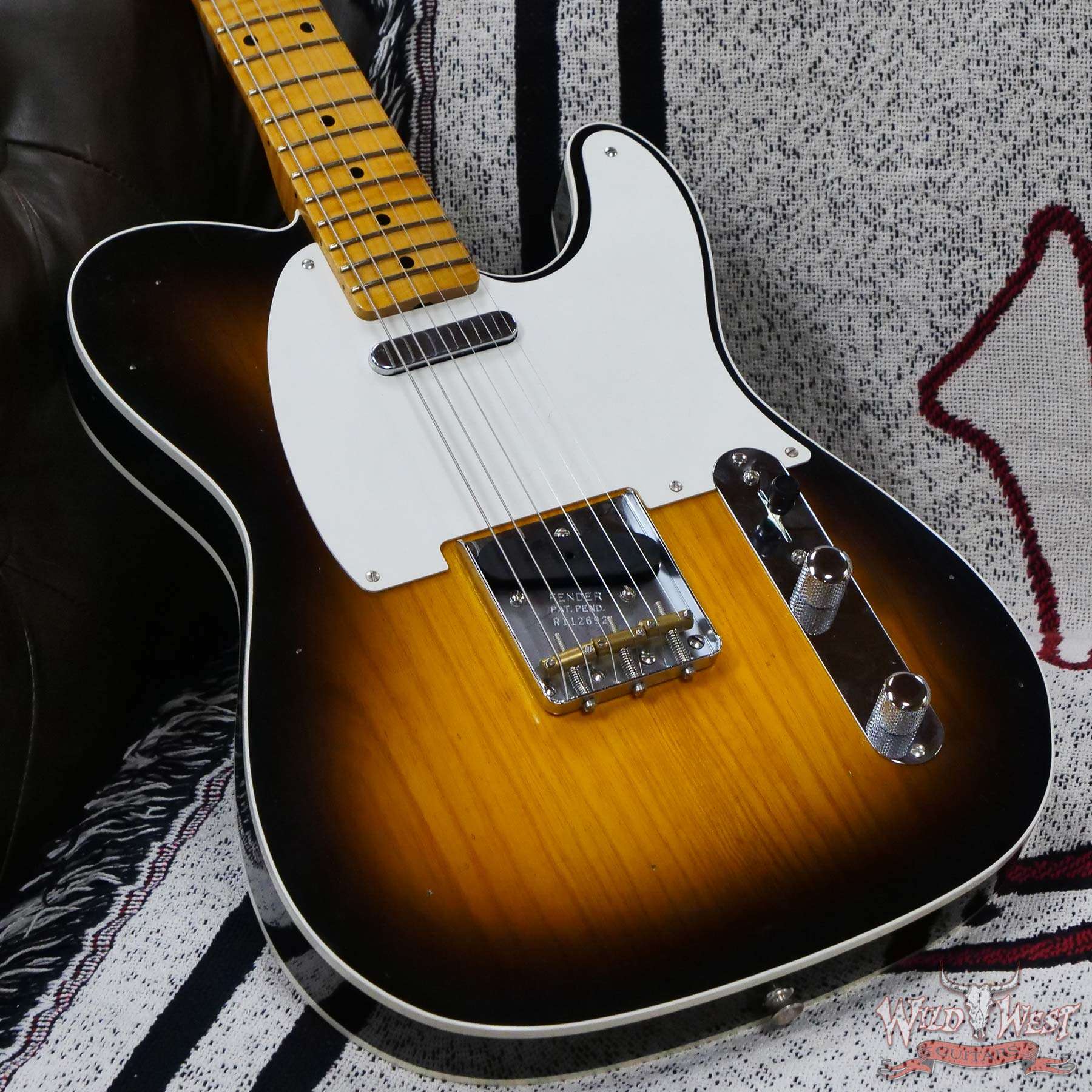 fendercs-r112692-d3__wwg.jpg Fender Custom Shop Limited Edition ‘50s Telecaster Flame Maple Neck Hand-Wound Journeyman Relic 2 Tone Sunburst - Image 8