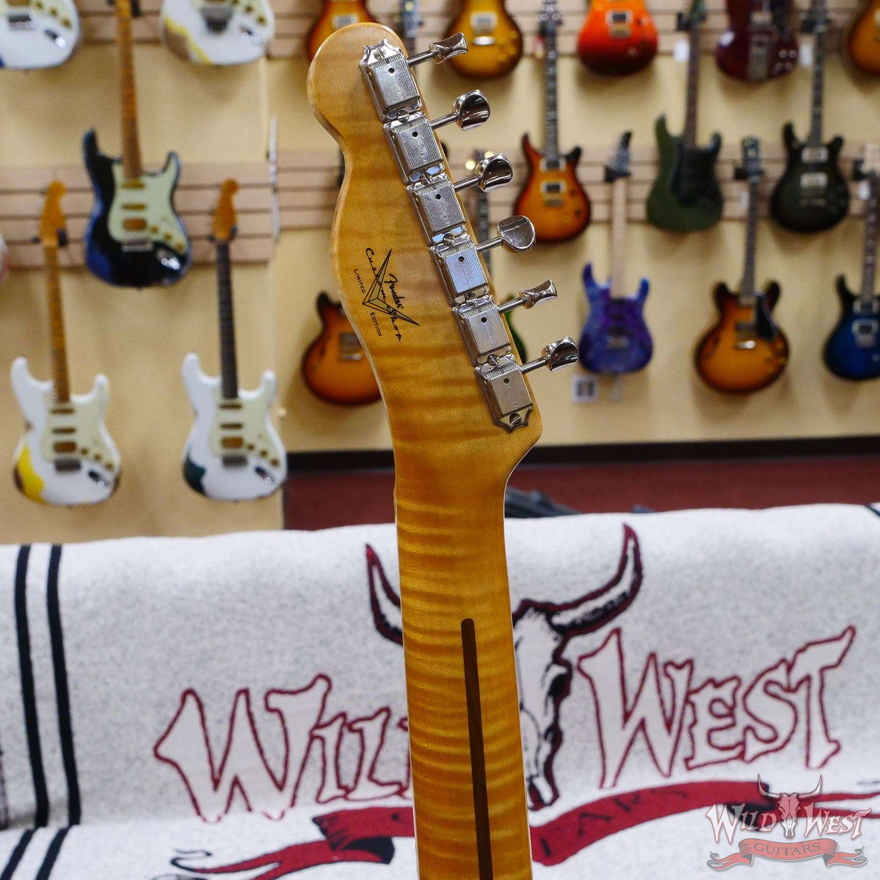 fendercs-r112692-d6__wwg.jpg Fender Custom Shop Limited Edition ‘50s Telecaster Flame Maple Neck Hand-Wound Journeyman Relic 2 Tone Sunburst - Image 11