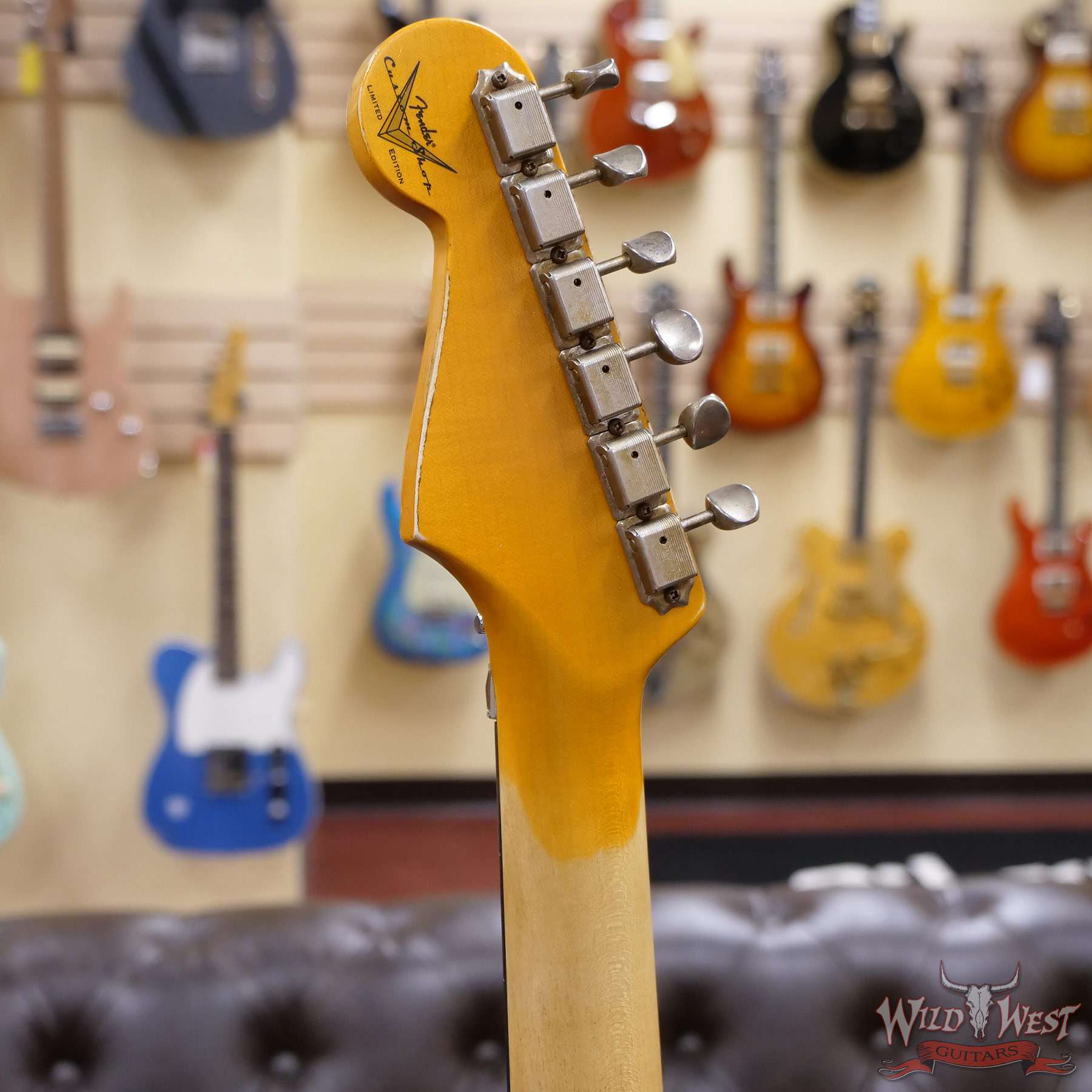 fendercs-r114691-d5__wwg.jpg Fender Custom Shop Wild West White Lightning Stratocaster HSS Floyd Rose Rosewood Board 22 Frets Heavy Relic Lake Placid Blue - Image 10