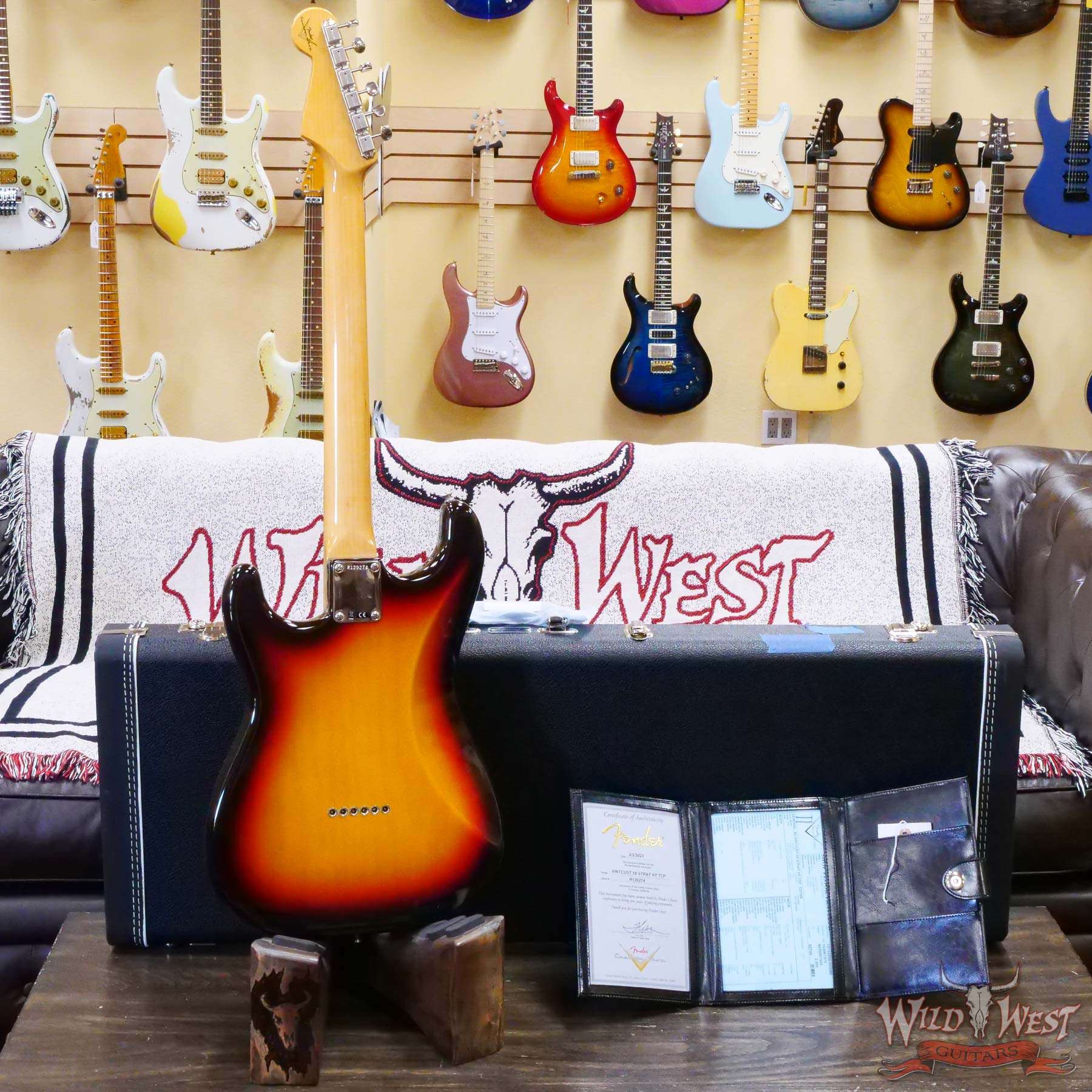 fendercs-r120274-d4__wwg.jpg Fender Custom Shop Vintage Custom ‘59 1959 Hardtail Stratocaster Time Capsule Package Chocolate 3-Color Sunburst - Image 9