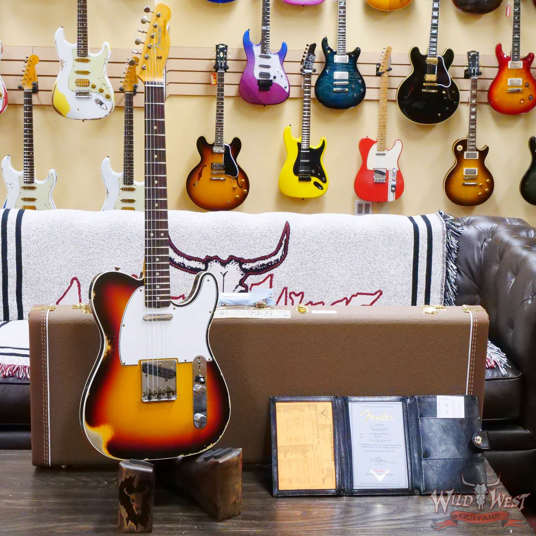 fendercs-r120302-d1__wwg.jpg Fender Custom Shop 1962 Telecaster Custom Rosewood Slab Board Hand-Wound Pickups Heavy Relic 3 Tone Sunburst - Image 6