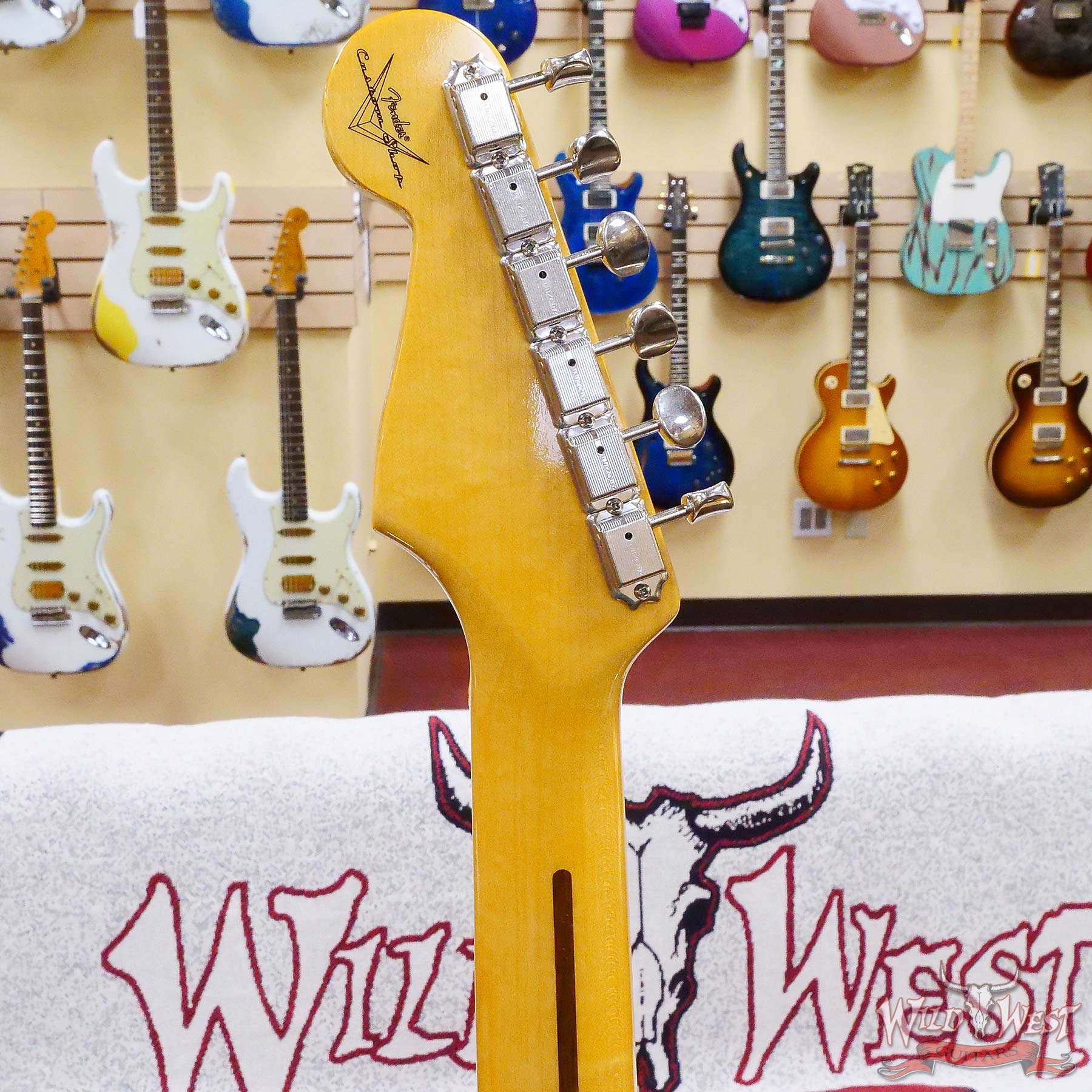 fendercs-r130693-d5__wwg.jpg Fender Custom Shop Vintage Custom ‘55 1955 Hardtail Stratocaster Time Capsule Package Aged White Blonde - Image 10