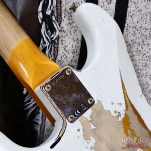 Fender Custom Shop Wild West White Lightning Stratocaster Floyd Rose HSH Maple Fingerboard 22 Frets Heavy Relic 2 Tone Sunburst 8.00 lbs - Image 13