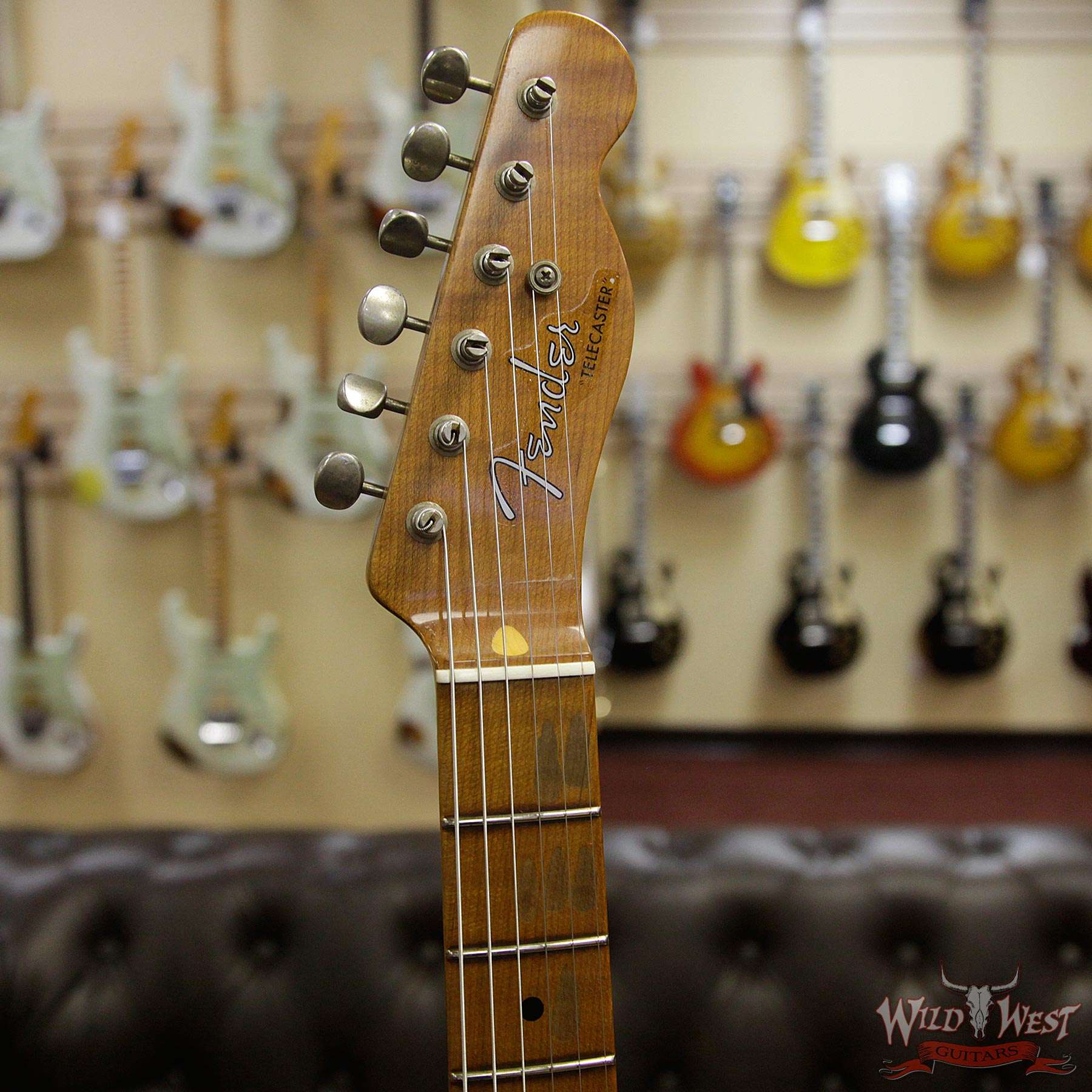 fendercs-roastedtele-r16440-hf__wwg.jpg Fender Custom Shop 2017 Summer Event Limited Red Hot Roasted Roasted Telecaster Journeyman Relic Tahitian Coral - Image 5