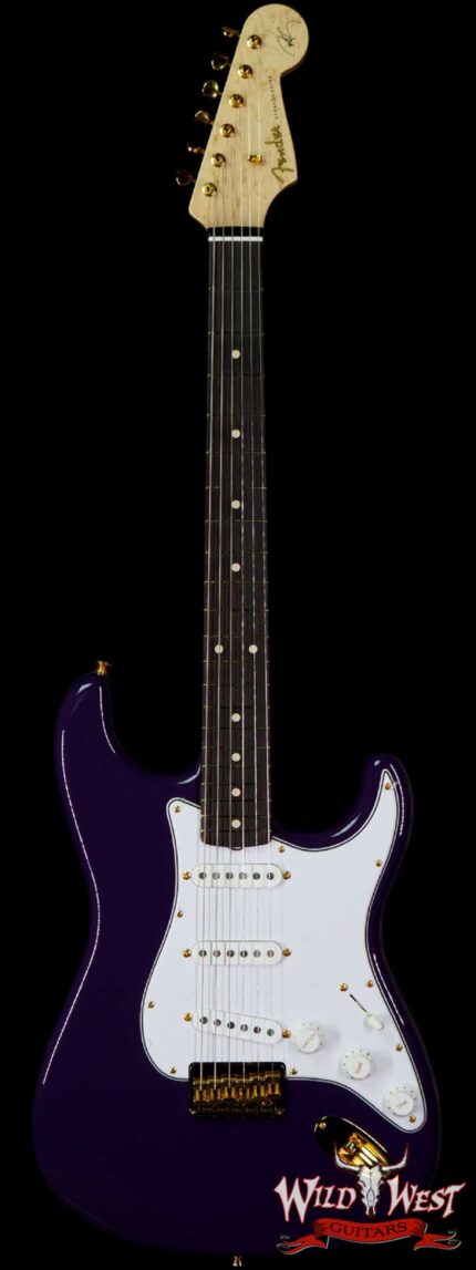 Fender Custom Shop Robert Cray Signature Stratocaster AA Birdseye Maple Neck Hardtail NOS Violet