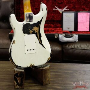 Fender Custom Shop White Lightning 2.0 Stratocaster Heavy Relic HSS 21 Frets OWT over Aged Black - Image 15