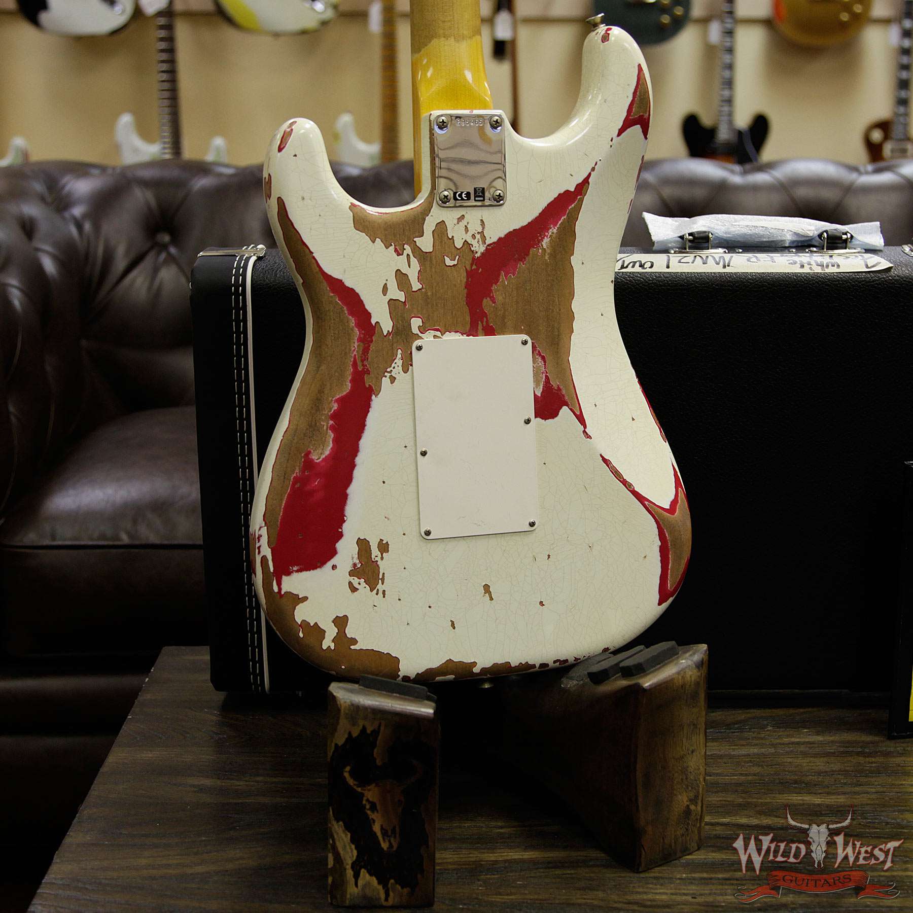 fendercs-whitelightningfr-r95465-d4__wwg.jpg Fender Custom Shop Wild West Exclusive White Lightning Floyd Rose HSS Stratocaster Heavy Relic Maple Neck 21 Frets Torino Red - Image 14