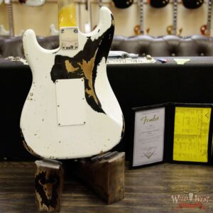 Fender Custom Shop White Lightning FR HSS Stratocaster Heavy Relic Rosewood 21 Frets OWT over Black - Image 15