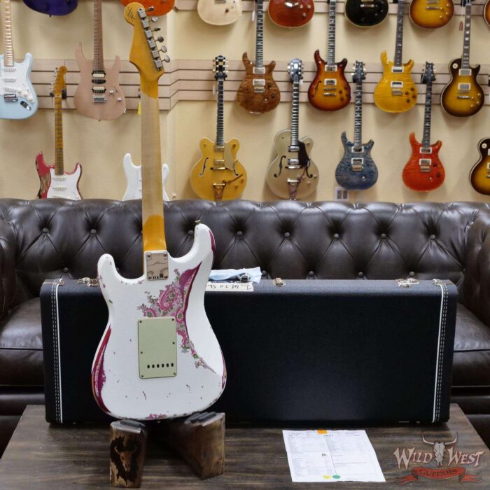 Fender Custom Shop Wild West White Lightning Stratocaster 2.0 Heavy Relic 22 Frets Maple Fingeboard Pink Paisley - Image 10
