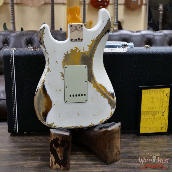 Fender Custom Shop Wild West White Lightning Stratocaster 2.0 Heavy Relic Maple Board 2 Tone Sunburst - Image 11