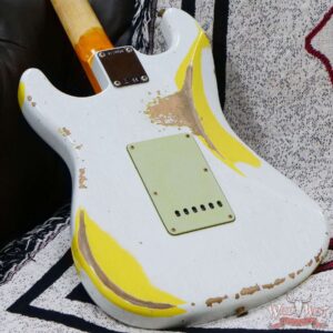 Fender Custom Shop Wild West White Lightning 2.0 Stratocaster HSS Rosewood Board 22 Frets Heavy Relic Graffiti Yellow - Image 12