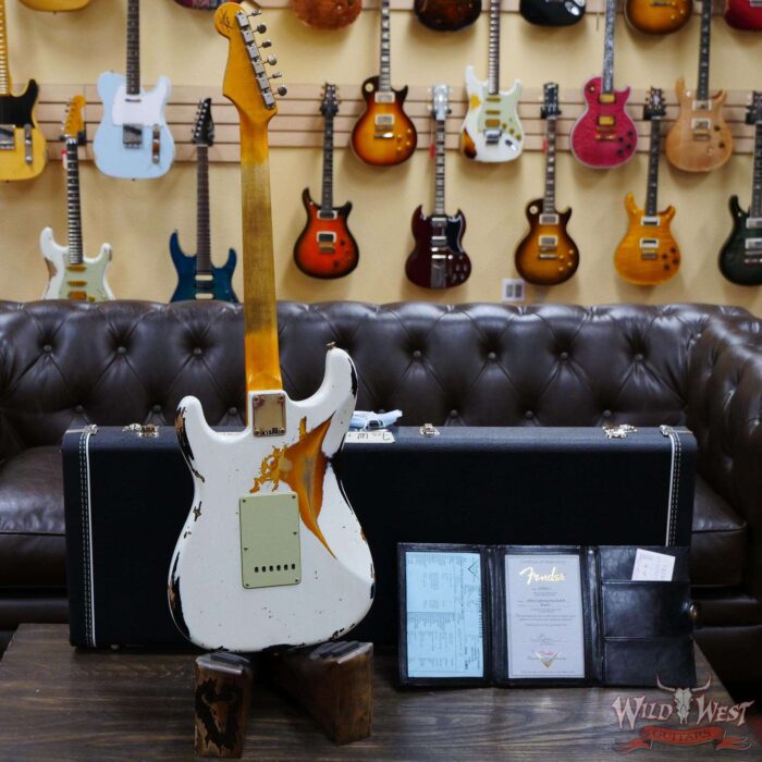 Fender Custom Shop Wild West White Lightning 2.0 Stratocaster HSS Maple Board 21 Frets Heavy Relic 2 Tone Sunburst - Image 9