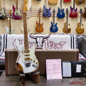 Fender Custom Shop Wild West White Lightning Stratocaster Floyd Rose HSH Maple Fingerboard 22 Frets Heavy Relic 2 Tone Sunburst 8.00 lbs - Image 6