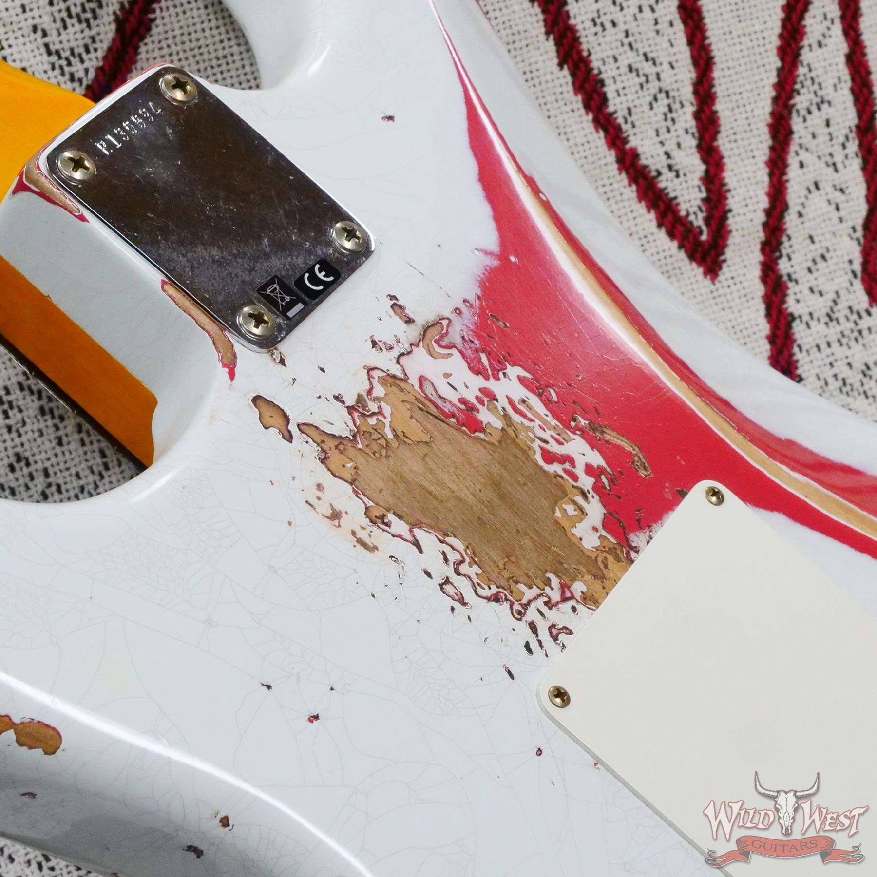 fendercs-wlfr-hsh-r130894-d8__wwg.jpg Fender Custom Shop Wild West White Lightning Stratocaster HSH Floyd Rose Rosewood Board 22 Frets Heavy Relic Fiesta Red - Image 13
