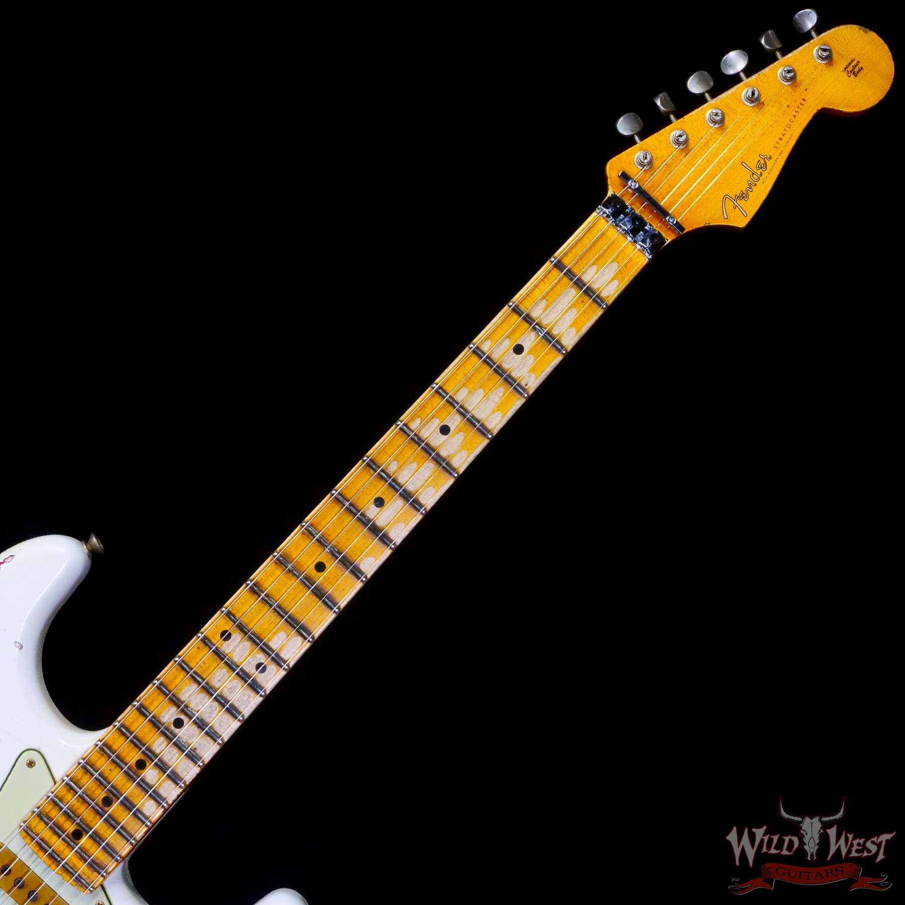 fendercs-wlfr-ppsly-r117779-c2__wwg.jpg Fender Custom Shop Wild West White Lightning Stratocaster HSS Floyd Rose Maple Board 22 Frets Heavy Relic Pink Paisley - Image 4