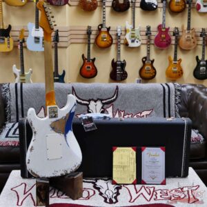 Fender Custom Shop Wild West White Lightning Stratocaster HSS Floyd Rose Maple Board 22 Frets Heavy Relic Lake Placid Blue - Image 9