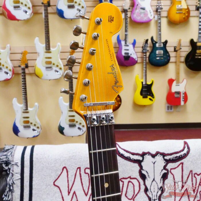 Fender Custom Shop Wild West White Lightning Stratocaster HSS Floyd Rose Rosewood Board 22 Frets Heavy Relic 3 Tone Sunburst - Image 7