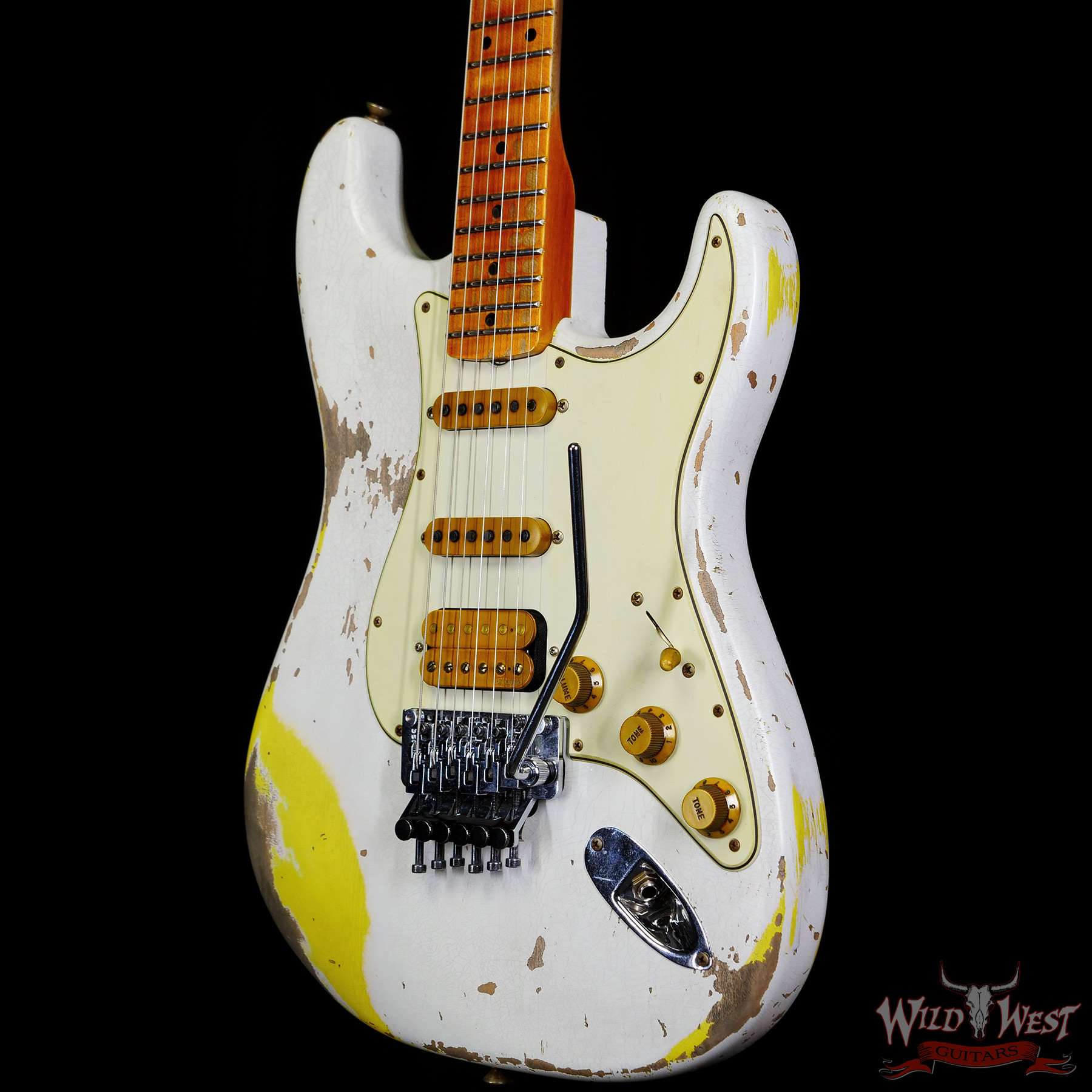 fendercs-wlfr-r119652-br__wwg.jpg Fender Custom Shop Wild West White Lightning Floyd Rose Stratocaster HSS Maple Board 21 Frets Heavy Relic Graffiti Yellow - Image 2