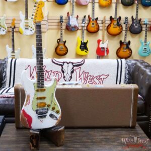 Fender Custom Shop Wild West White Lightning Stratocaster HSS Floyd Rose Rosewood Board 22 Frets Heavy Relic Fiesta Red - Image 6