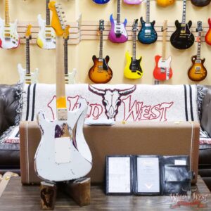 Fender Custom Shop Wild West White Lightning Stratocaster HSS Floyd Rose Maple Board 22 Frets Heavy Relic Purple Metallic - Image 10