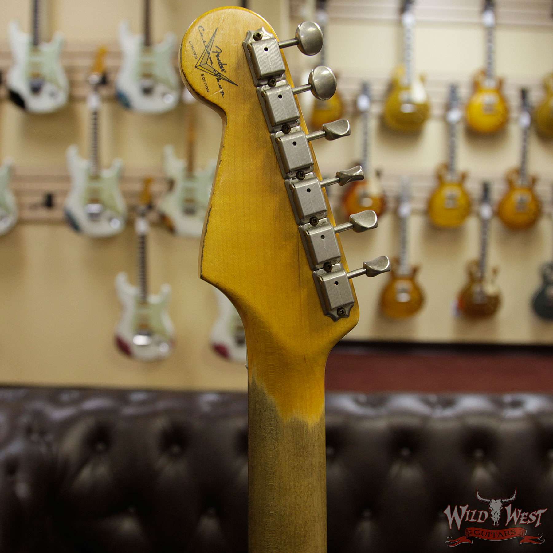 fendercs-wlfr-rw21-3ts-r89825-hb__wwg.jpg Fender Custom Shop White Lightning Stratocaster Floyd Rose HSS Rosewood Fretboard 3 Tone Sunburst - Image 9