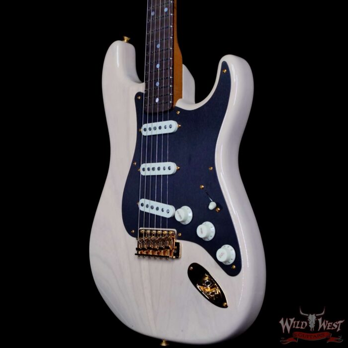 Fender Custom Shop American Custom Stratocaster 3A Rosewood Fingerboard Hand-Wound Dual Mag II Pickups NOS Vintage Blonde 7.20 lbs - Image 2