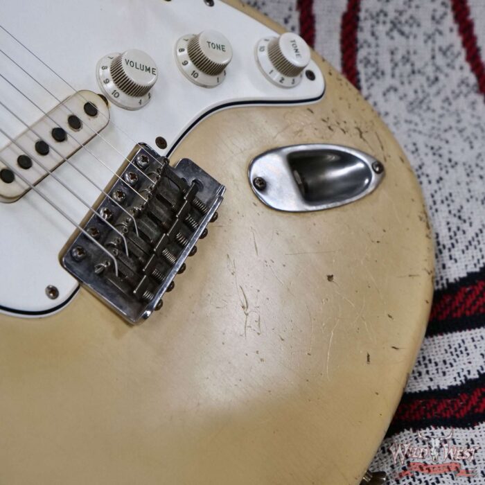 Fender Custom Shop Ron Jessurun Apprentice Built 70th Anniversary Stratocaster Modernized Relic Aged Desert Sand 7.60 lbs - Image 9