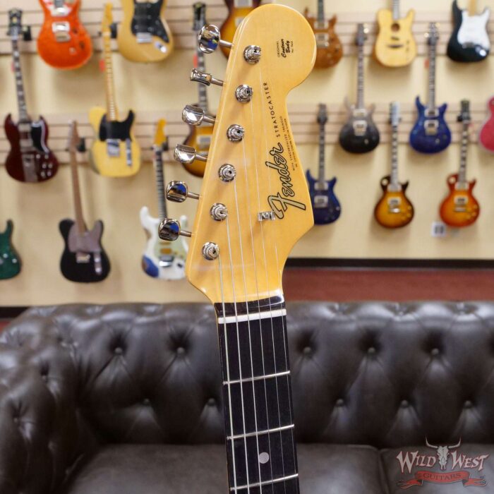 Fender American Original ‘60s Stratocaster Rosewood Fingerboard 3 Tone Sunburst - Image 5