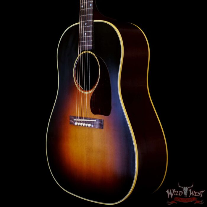 Gibson Custom Shop 1942 Banner J-45 Vintage Sunburst - Image 2