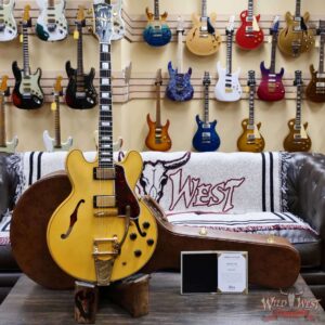 Gibson Custom Shop M2M 1959 ES-355 Reissue with Bigsby Murphy Lab Ultra Light Aged Heavy Antique White 9.00 lbs - Image 8